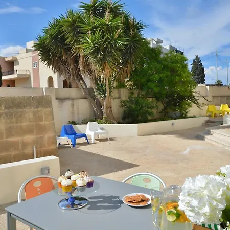 Apartament Light And Bright St Julians Central 1 *