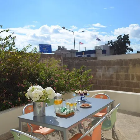 Apartament Light And Bright St Julians Central 1