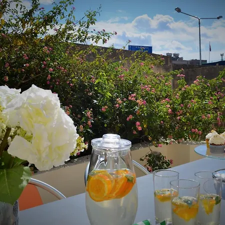 Apartament Light And Bright St Julians Central 1