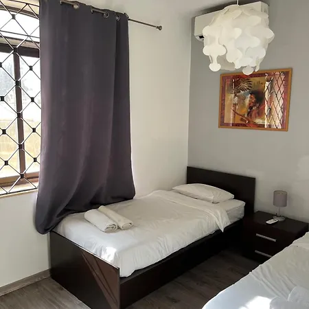 Apartment Light And Bright St Julians Central 1 *