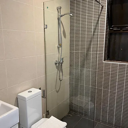 Light And Bright St Julians Central 1 Appartement San Ġiljan